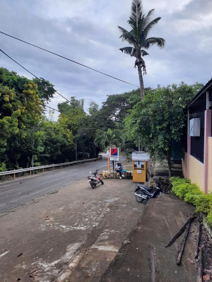 D downhill'Place Oslob Esterno foto